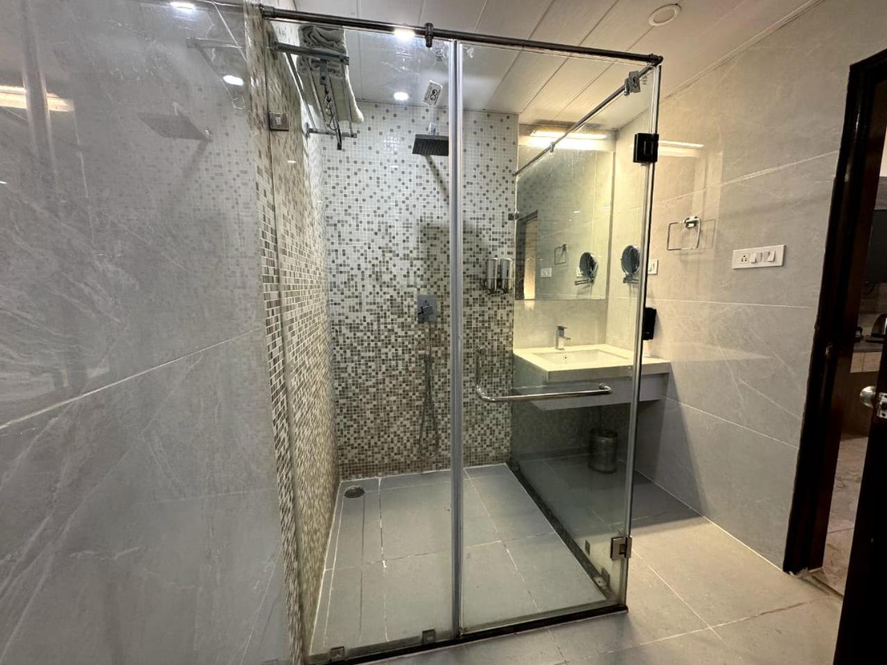 Hotel River Rhythm Assi Ghat فاراناسي المظهر الخارجي الصورة